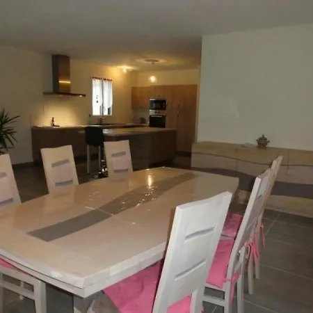 Hébergement de vacances House De Carman 4 *